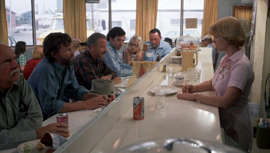 Alice Doesn't Live Here Anymore (1974) | Martin Scorsese production design | Martin Scorsese Films | Ellen Burstyn waitressing at diner looking at Kris Kristofferson