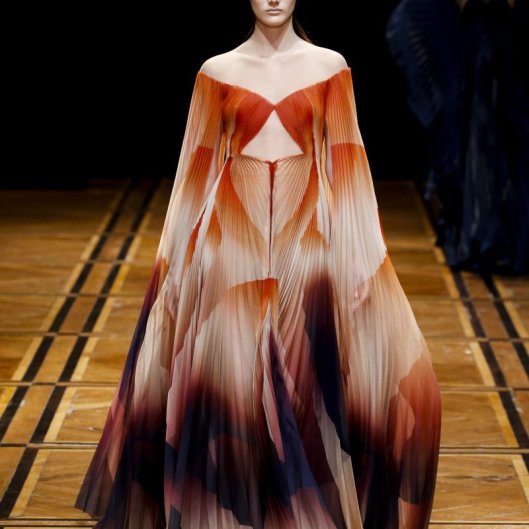 Iris van Herpen 2019 Couture Shift Souls