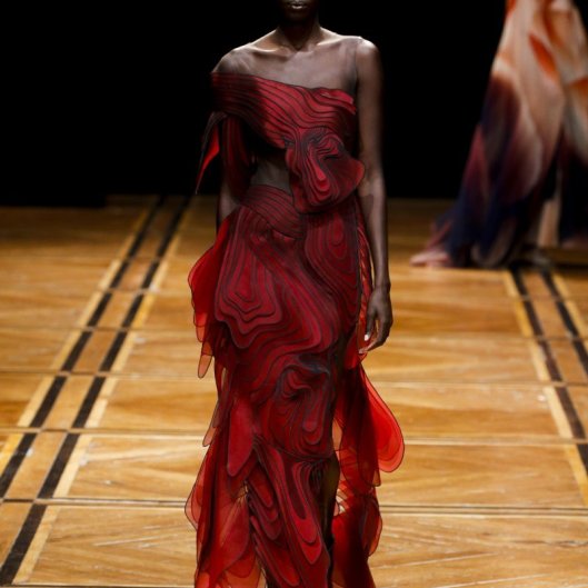 Iris van Herpen 2019 Couture Shift Souls