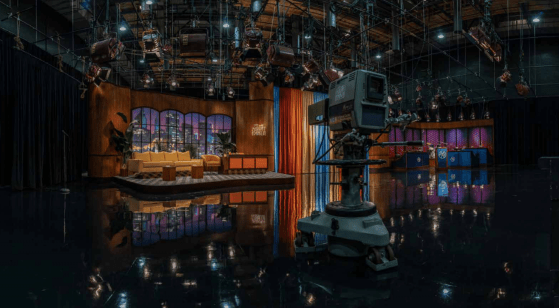 Set Still